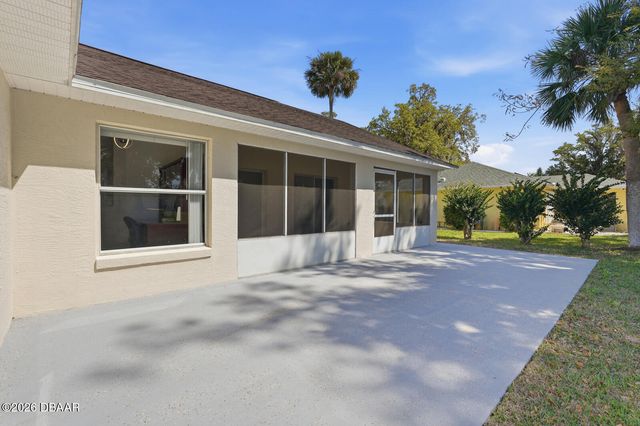 23 Old Sunbeam Drive, South Daytona, FL 32119