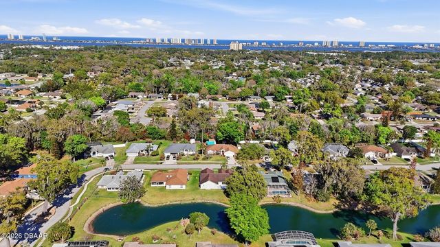 23 Old Sunbeam Drive, South Daytona, FL 32119