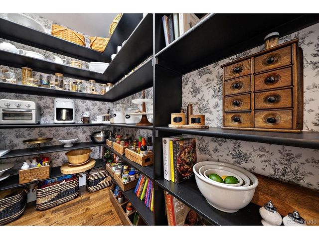 5771 Last Pointe Dr, Windsor, CO 80550