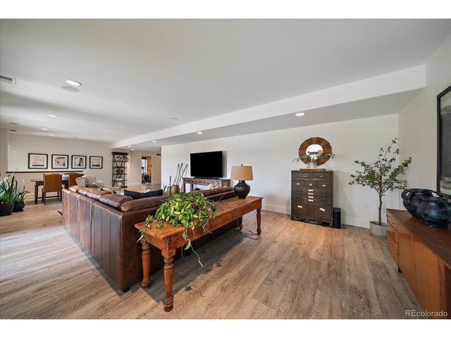 5771 Last Pointe Dr, Windsor, CO 80550