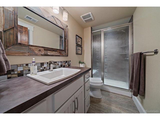 5771 Last Pointe Dr, Windsor, CO 80550