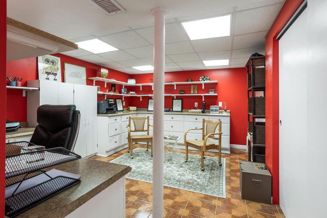 5335 S Sutton PLACE, Greenfield, WI 53221