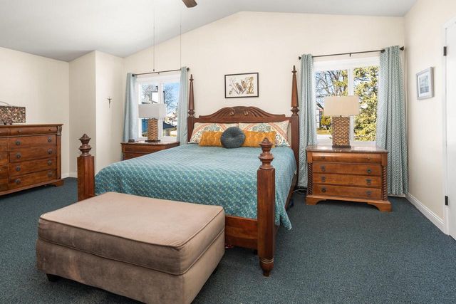 5335 S Sutton PLACE, Greenfield, WI 53221