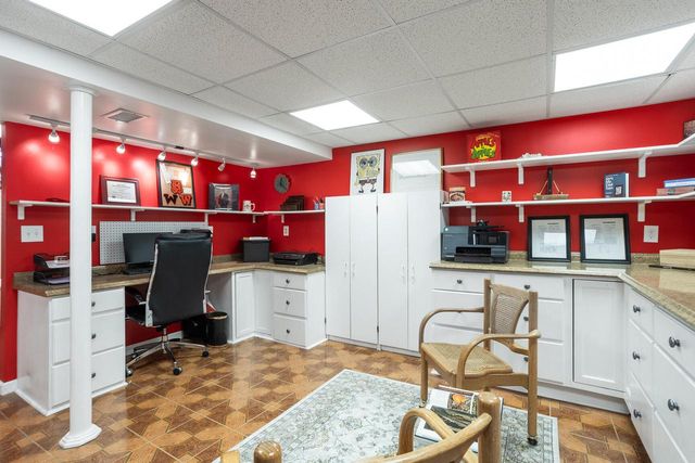 5335 S Sutton PLACE, Greenfield, WI 53221