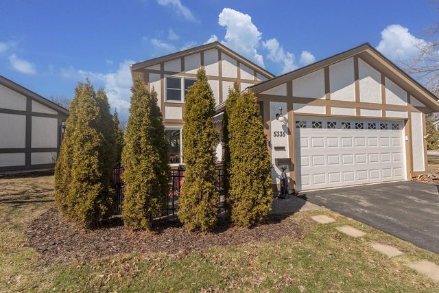 5335 S Sutton PLACE, Greenfield, WI 53221