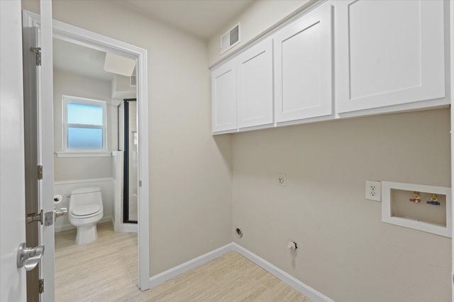2713 Quail Ridge Drive, Carrollton, TX 75006