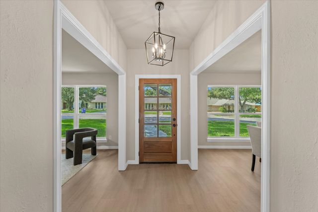 2713 Quail Ridge Drive, Carrollton, TX 75006
