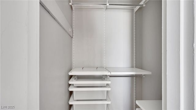 1115 Douglas Drive, Las Vegas, NV 89102