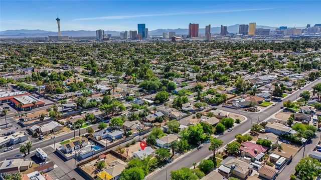 1115 Douglas Drive, Las Vegas, NV 89102