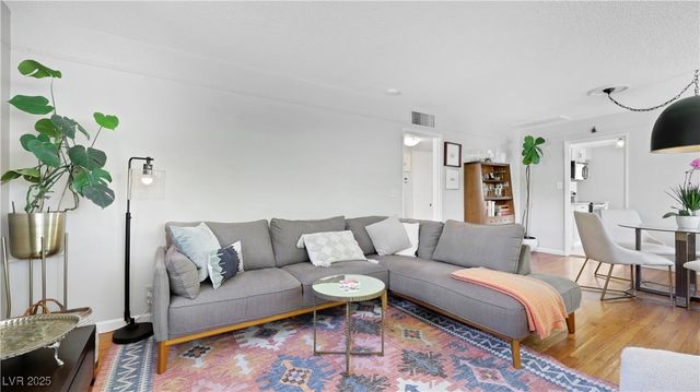 1115 Douglas Drive, Las Vegas, NV 89102