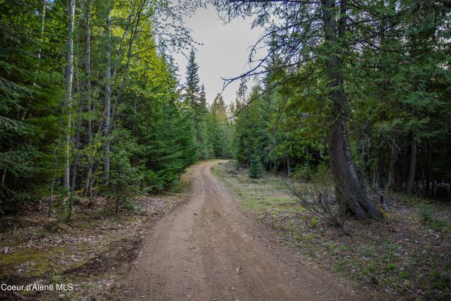 1894 Bowen Arrow RD, Sandpoint, ID 83864