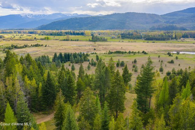 1894 Bowen Arrow RD, Sandpoint, ID 83864