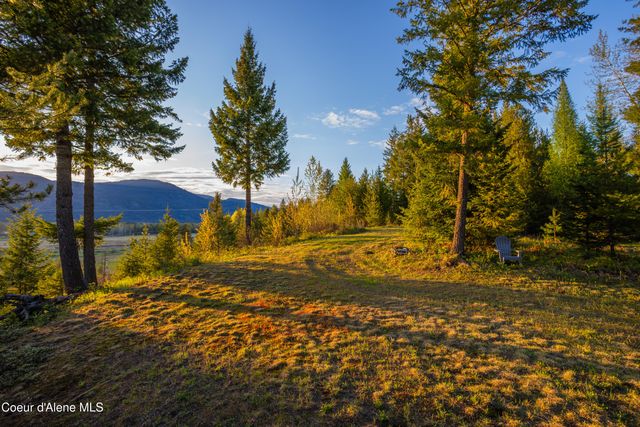 1894 Bowen Arrow RD, Sandpoint, ID 83864