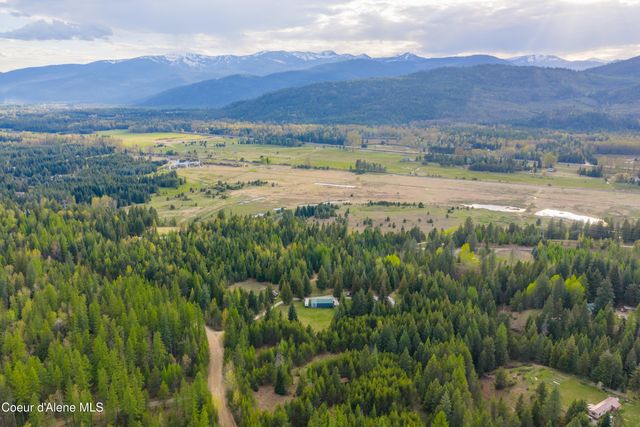 1894 Bowen Arrow RD, Sandpoint, ID 83864