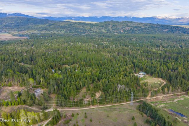 1894 Bowen Arrow RD, Sandpoint, ID 83864