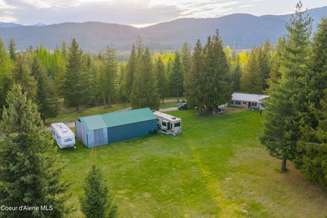 1894 Bowen Arrow RD, Sandpoint, ID 83864