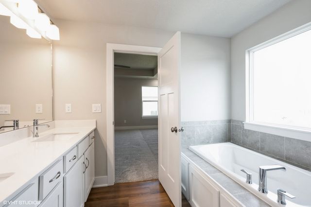 6732 Bright Street, Johnston, IA 50131