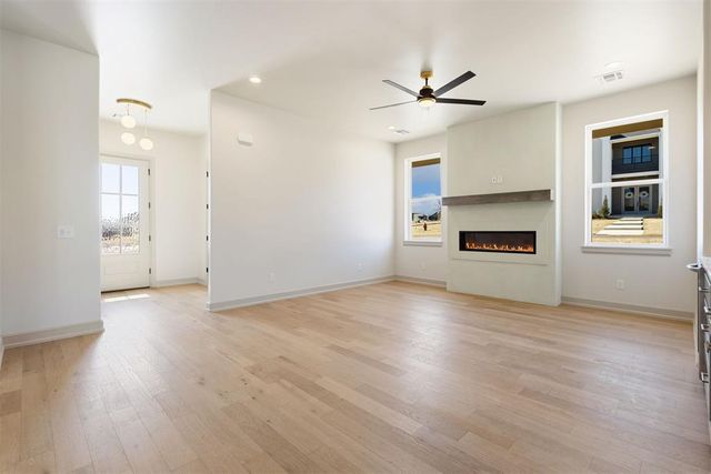 8101 Amber Ridge Drive, Edmond, OK 73034