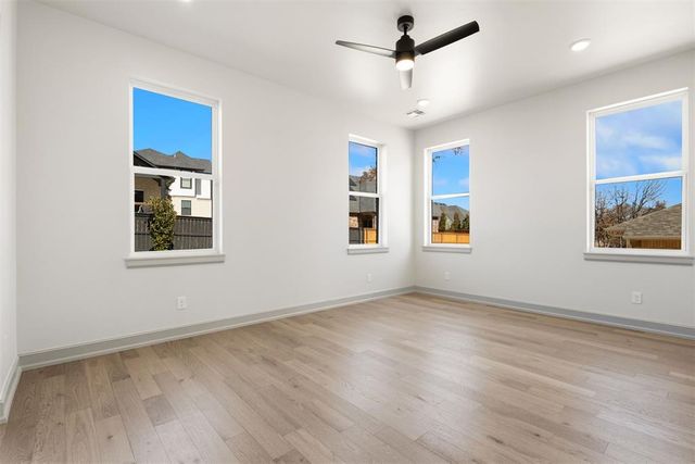 8101 Amber Ridge Drive, Edmond, OK 73034