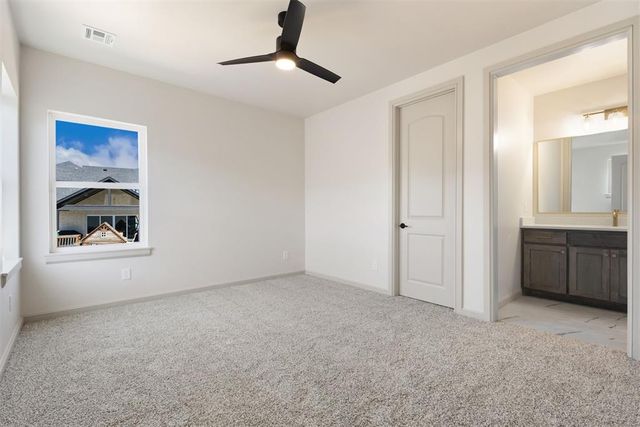 8101 Amber Ridge Drive, Edmond, OK 73034
