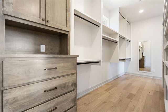 8101 Amber Ridge Drive, Edmond, OK 73034