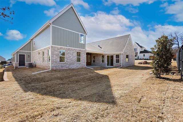 8101 Amber Ridge Drive, Edmond, OK 73034