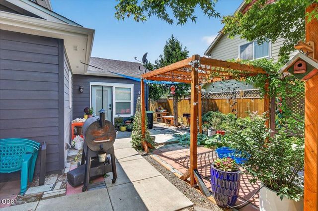 410 Patricia Lane, Eagle Point, OR 97524