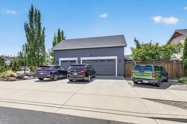 410 Patricia Lane, Eagle Point, OR 97524
