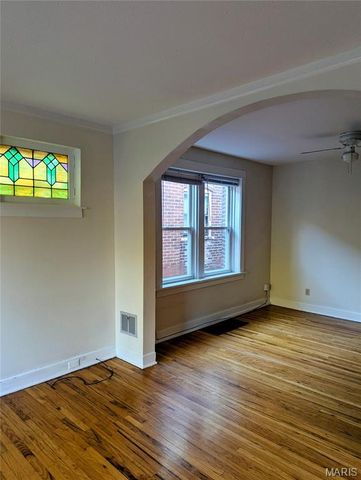 2039 Maury Avenue, St Louis, MO 63110