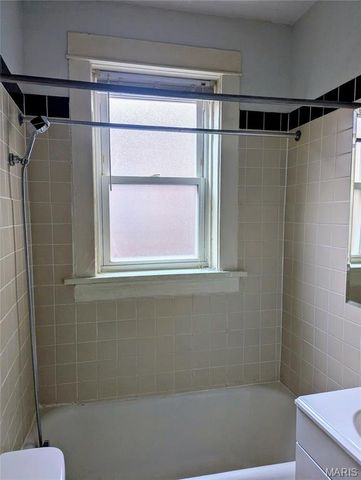 2039 Maury Avenue, St Louis, MO 63110