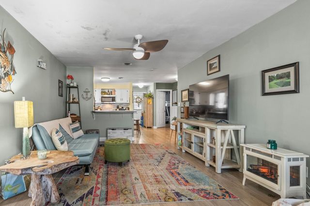 1361 Turkey Ridge Rd Apt A, Surfside Beach, SC 29575