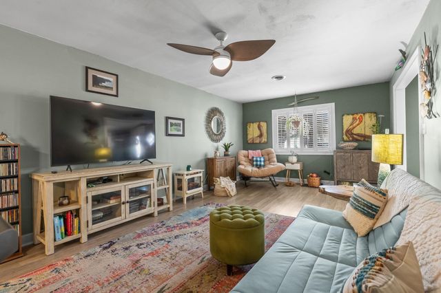 1361 Turkey Ridge Rd Apt A, Surfside Beach, SC 29575