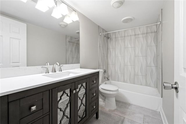 1150 Collier Road NW 4C, Atlanta, GA 30318