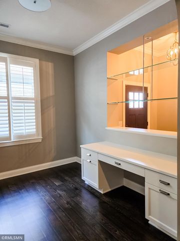 5014 Dale Ridge Road, Woodbury, MN 55129