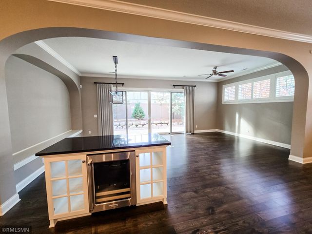 5014 Dale Ridge Road, Woodbury, MN 55129