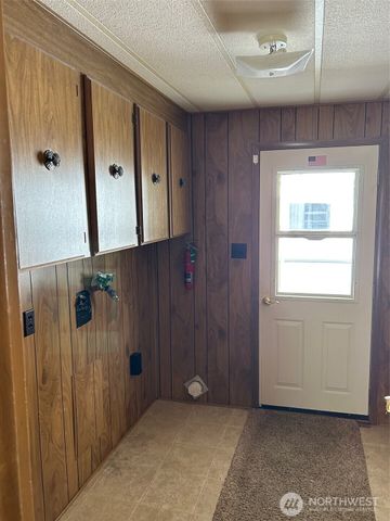 43401 Challenger Road, Concrete, WA 98237