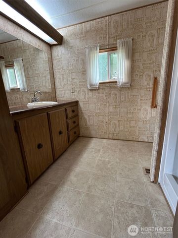 43401 Challenger Road, Concrete, WA 98237