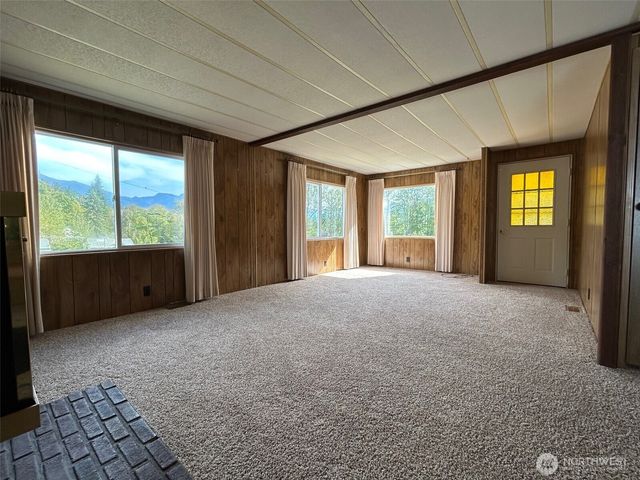 43401 Challenger Road, Concrete, WA 98237