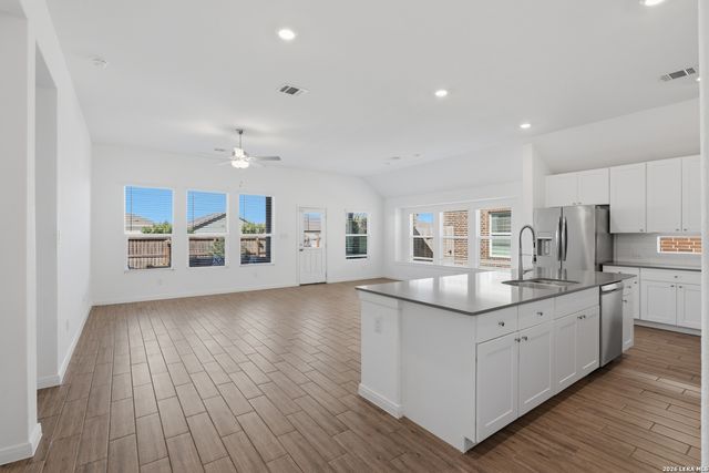 5922 CORSICANA WAY, Seguin, TX 78155