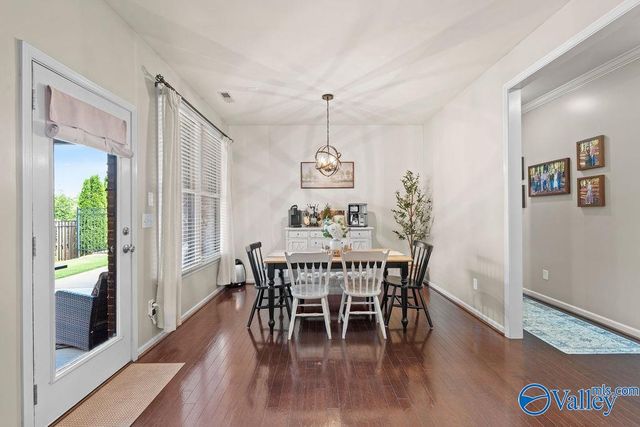 2905 Old Barn Circle, Owens Cross Roads, AL 35763