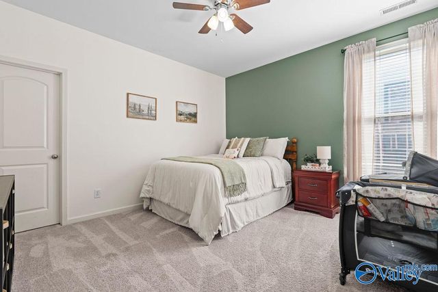 2905 Old Barn Circle, Owens Cross Roads, AL 35763