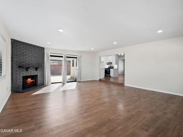 44140 W Lightwood Avenue, Lancaster, CA 93534