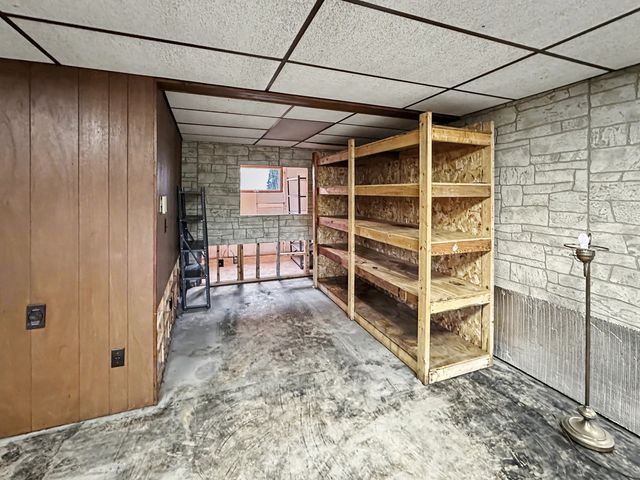 100 South Street, Woodland, IL 60974