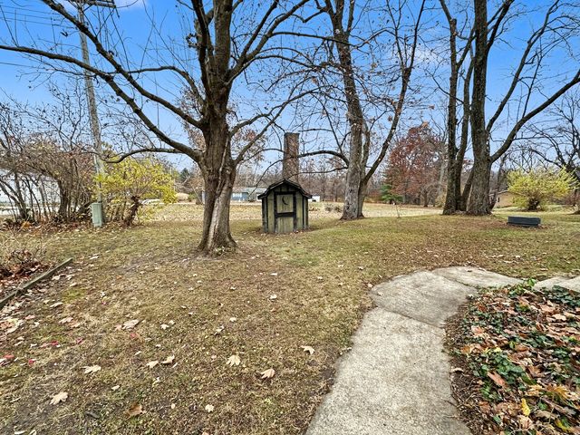 100 South Street, Woodland, IL 60974