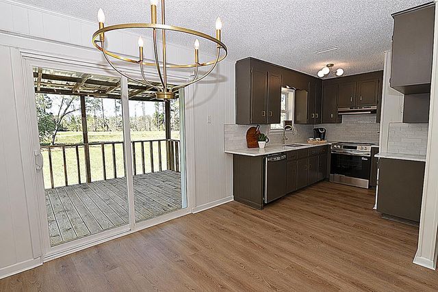 5924 Henry Mouring Road, Dothan, AL 36305