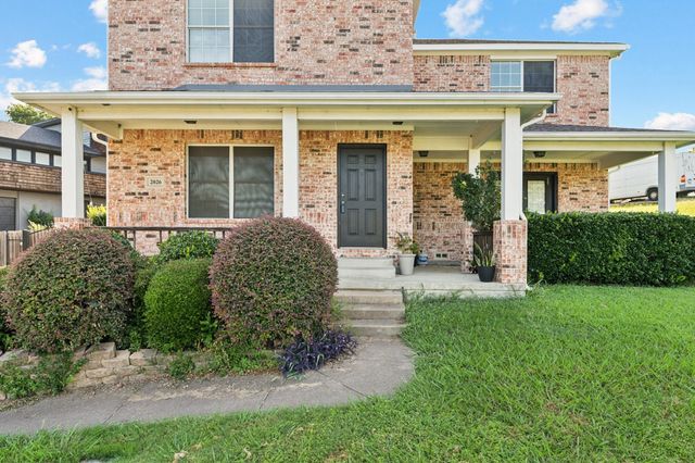 2026 Klondike Street, Grand Prairie, TX 75050