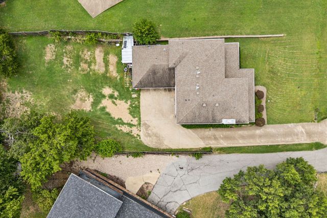 2026 Klondike Street, Grand Prairie, TX 75050