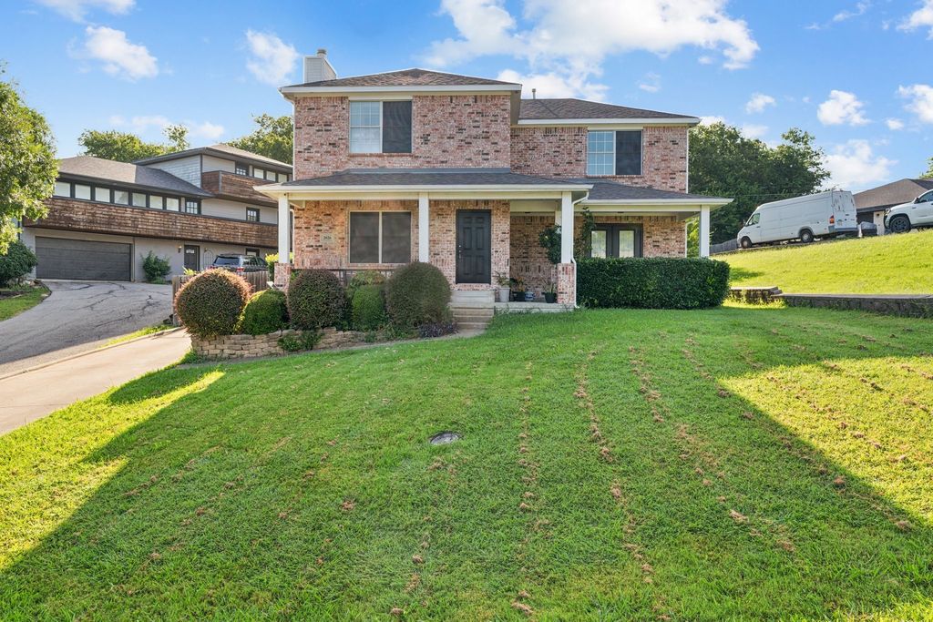 2026 Klondike Street, Grand Prairie, TX 75050