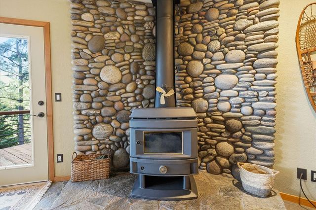 20550 Bellwood Ct, Foresthill, CA 95631