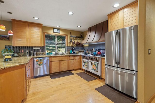 20550 Bellwood Ct, Foresthill, CA 95631